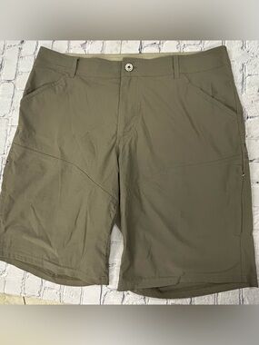 KUHL men’s size 38 shorts